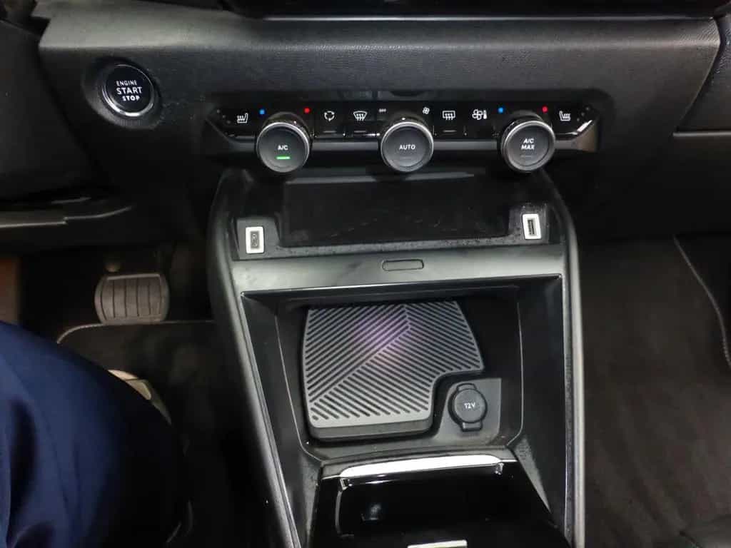 Citroën C4 Lim. Shine *LEDER*KAMERA*LED*HEAD-UP* 05/2021-photo-18