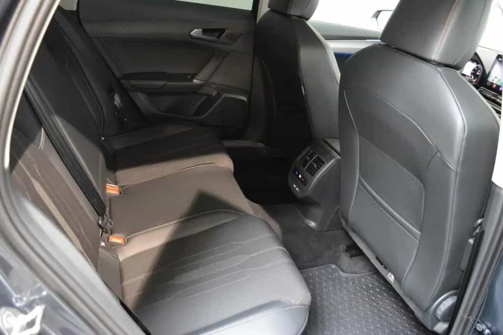 Cupra Formentor 1,5l TSI OPF, DSG, LED, Navi, PDC, ACC 07/2022-photo-5