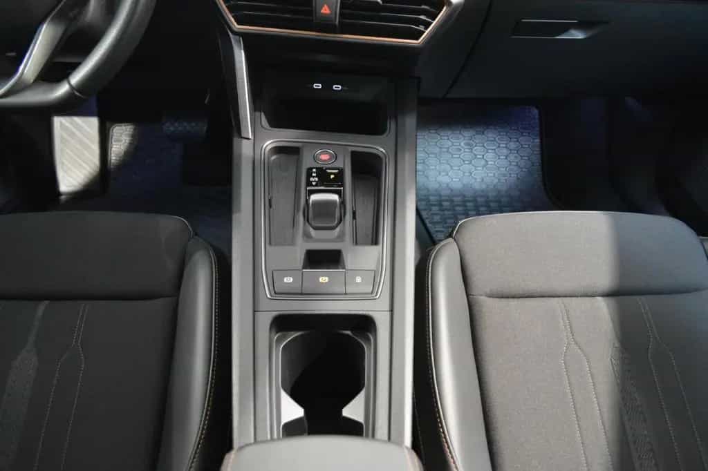 Cupra Formentor 1,5l TSI OPF, DSG, LED, Navi, PDC, ACC 07/2022-photo-9