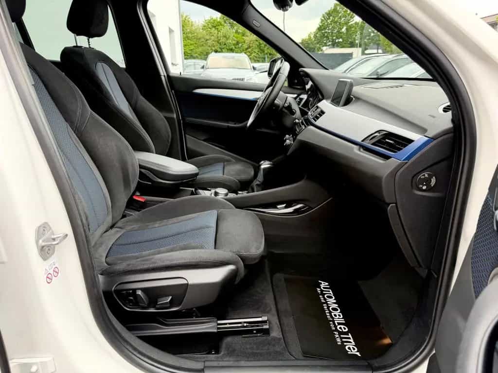 BMW X1 xDrive 25 i M Sport Paket /NAVI/LED/PANO/AHK/ 09/2017-photo-12