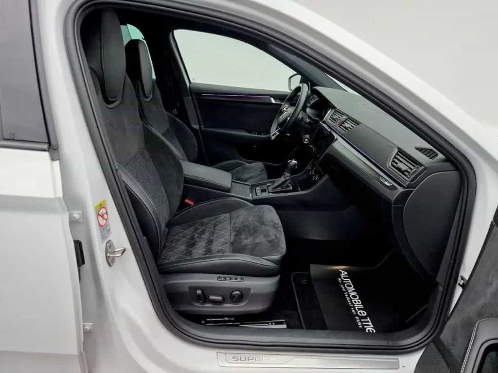 Skoda Superb Combi Sportline 2.0 TSI DSG / / 1.HAND // 07/2022-photo-12