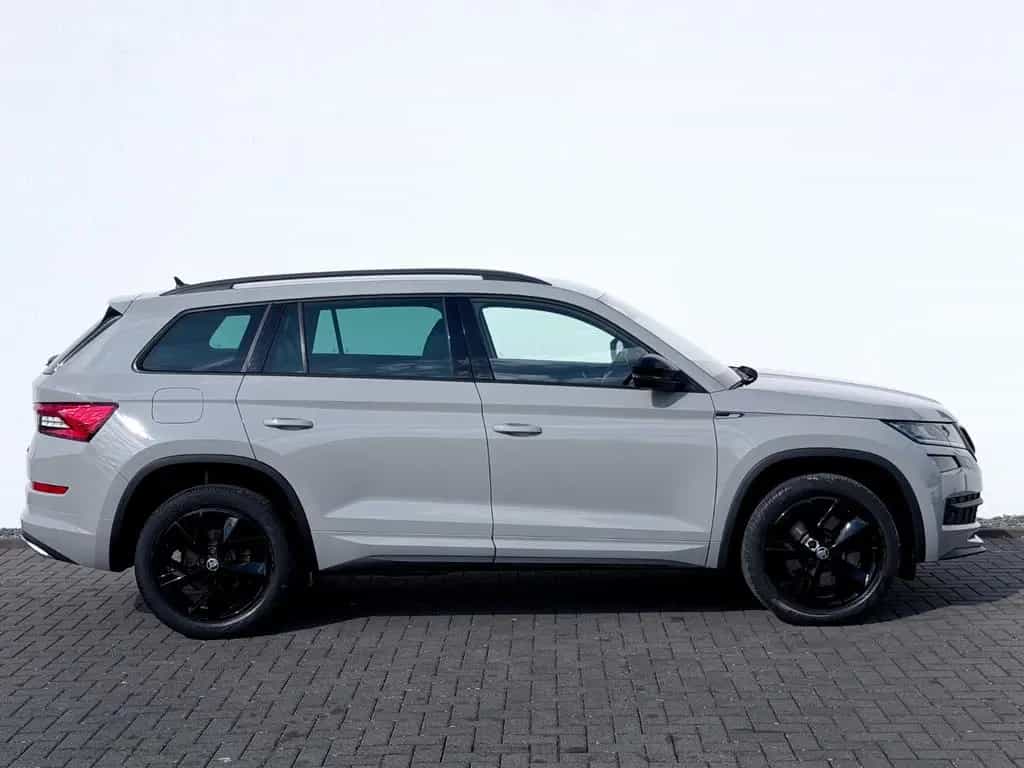 Skoda Kodiaq Sportline 2.0 TSI DSG 4x4 /LED/ACC/AHK/ 10/2019-photo-3