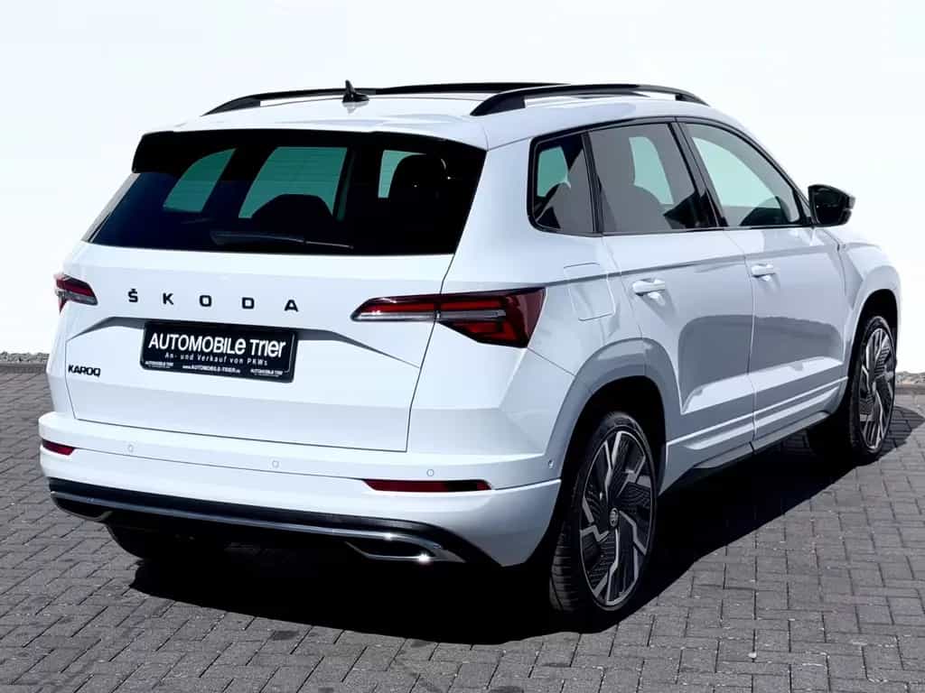Skoda Karoq Sportline 1.5 TSI DSG /NAVI/LED/ACC/360CAM 06/2022-photo-4