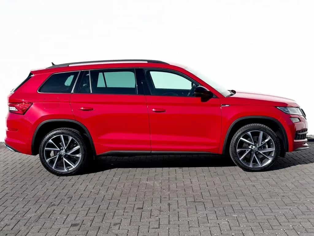 Skoda Kodiaq Sportline 2.0 TSI DSG 4x4 /NAVI/LED/AHK/ 12/2020-photo-3