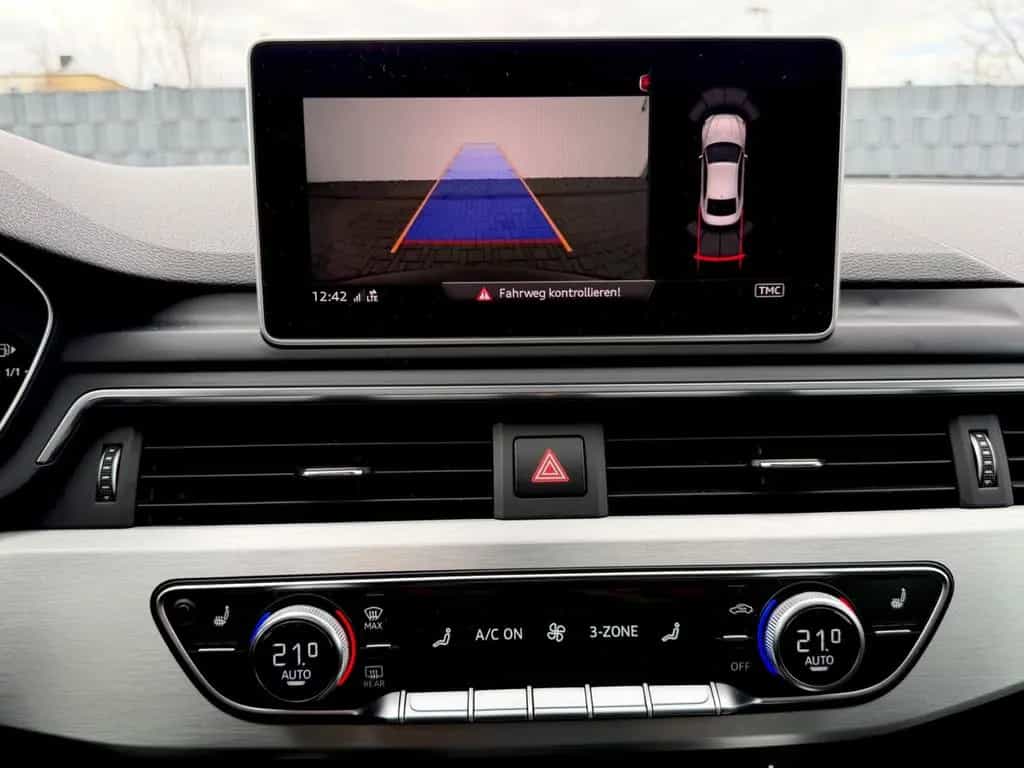 Audi A5 Coupe 2.0 TFSI quattro S line Sport Plus 02/2017-photo-16