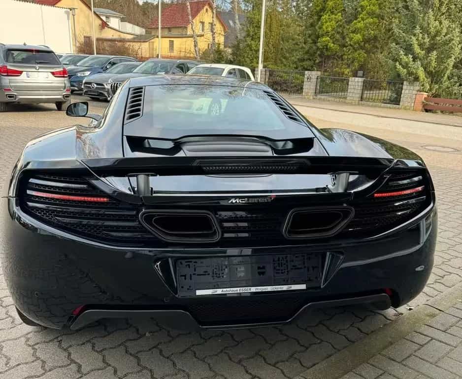 McLaren MP4-12C 3.8 V8 05/2013-photo-13