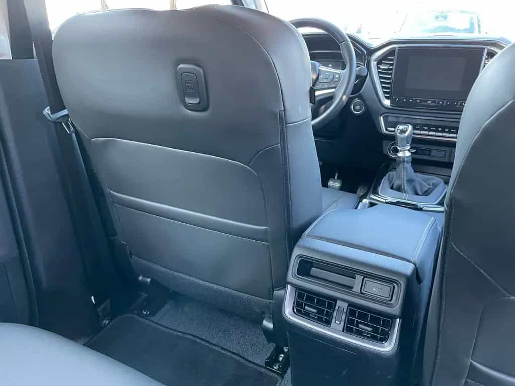 Isuzu D-Max Double Cab 4WD 6MT - LSE inkl. AHK 02/2024-photo-12