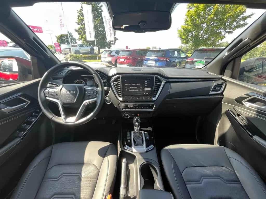 Isuzu D-Max Double Cab 4WD AT - V-Cross inkl. AHK 05/2023-photo-10