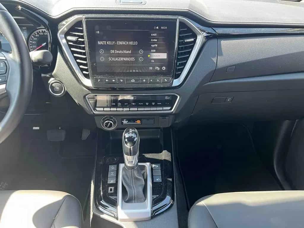 Isuzu D-Max Double Cab 4WD AT - V-Cross inkl. AHK 05/2023-photo-11