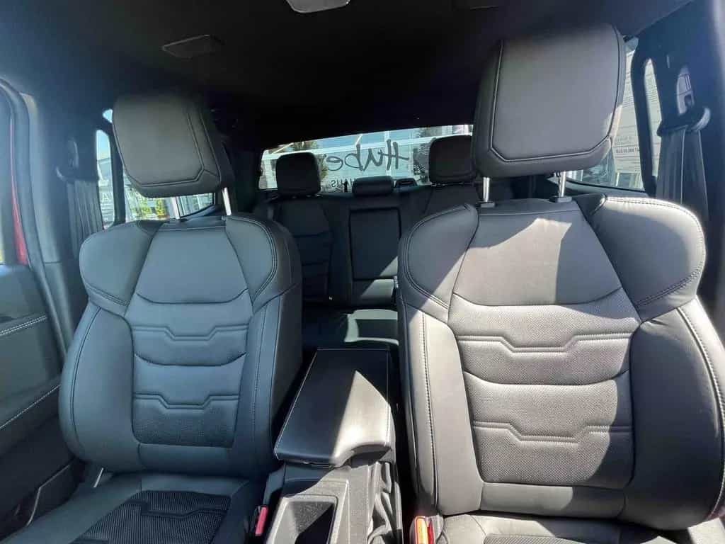 Isuzu D-Max Double Cab 4WD AT - V-Cross inkl. AHK 05/2023-photo-18