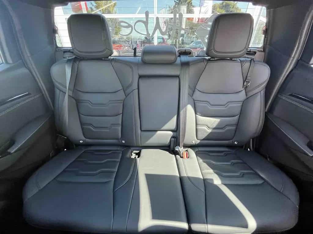 Isuzu D-Max Double Cab 4WD AT - V-Cross inkl. AHK 05/2023-photo-19