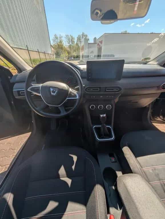 Dacia Jogger TCe 110 Extreme+ 7-Sitzer 06/2022-photo-8