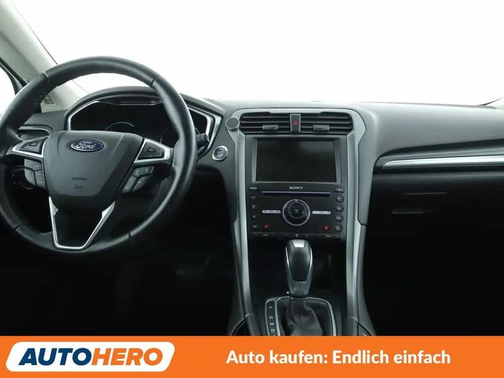 Ford Mondeo 2.0 EcoBoost Titanium Aut.*LED*TEMPO*CAM* 12/2015-photo-9