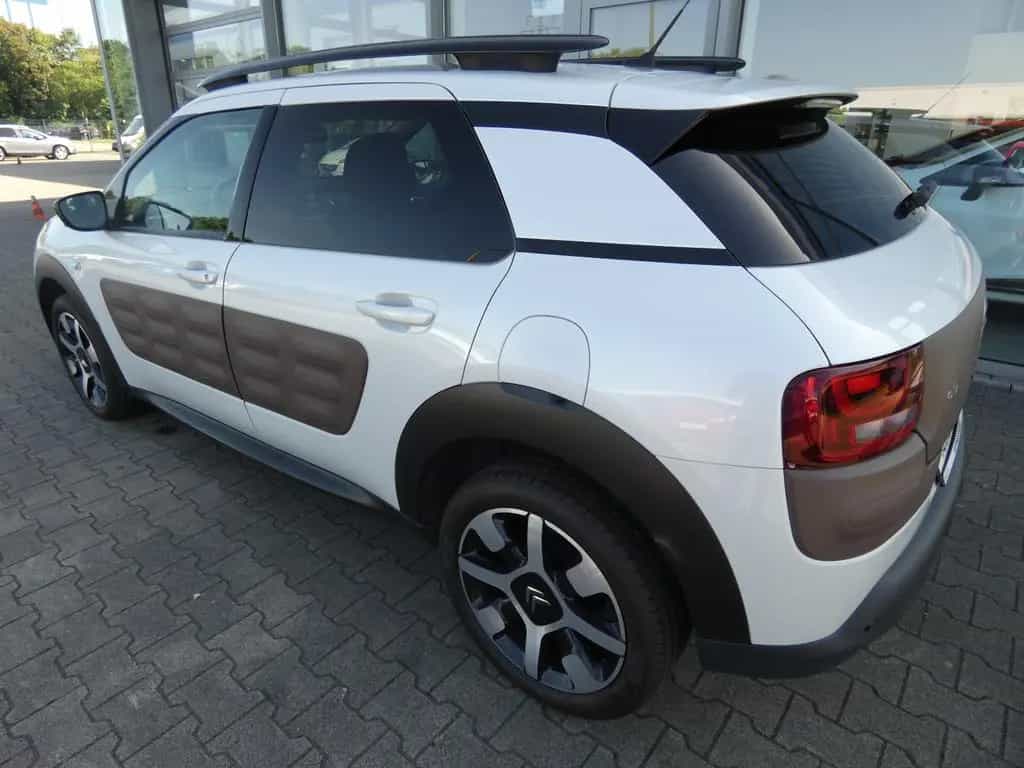 Citroën C4 Cactus *PANORAMA*NAVI*RFK*PDC*SHZ*60 Tkm*5-T* 08/2016-photo-6