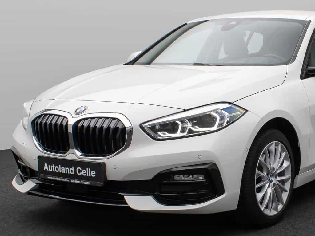 BMW 118 i SportLine Kamera DAB Lenkrhzg Komfort Alarm 03/2023-photo-14