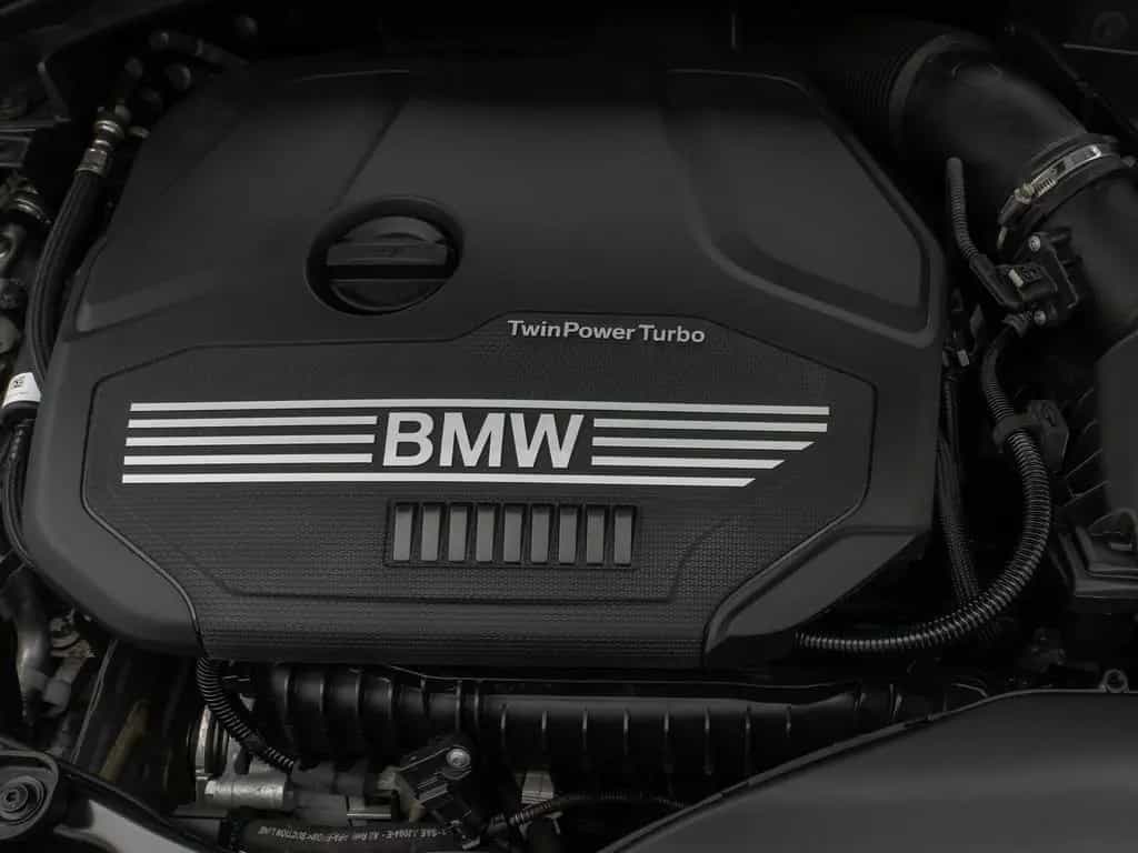 BMW 118 i SportLine Kamera DAB Lenkrhzg Komfort Alarm 03/2023-photo-16