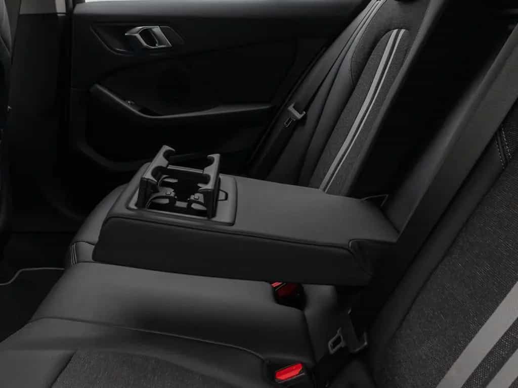 BMW 118 i SportLine Kamera DAB Lenkrhzg Komfort Alarm 03/2023-photo-25