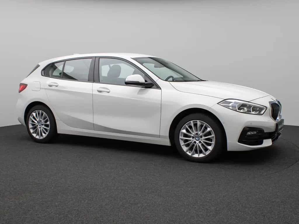 BMW 118 i SportLine Kamera DAB Lenkrhzg Komfort Alarm 03/2023-photo-3