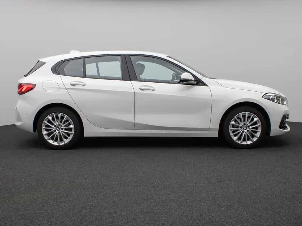 BMW 118 i SportLine Kamera DAB Lenkrhzg Komfort Alarm 03/2023-photo-4