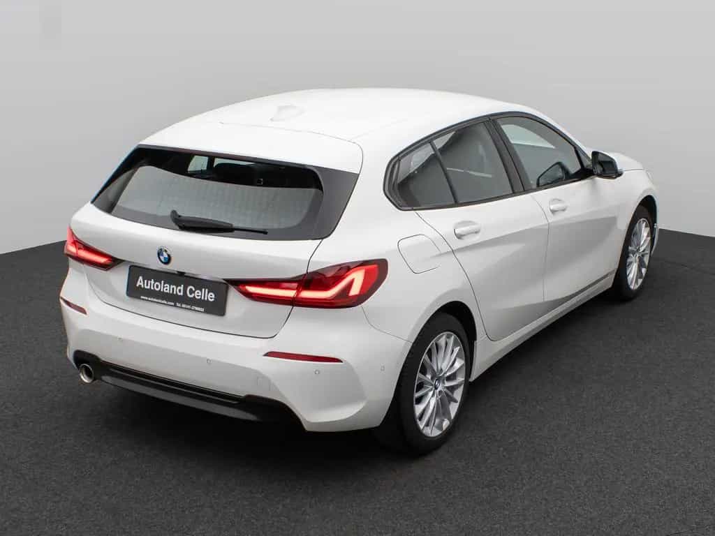 BMW 118 i SportLine Kamera DAB Lenkrhzg Komfort Alarm 03/2023-photo-6