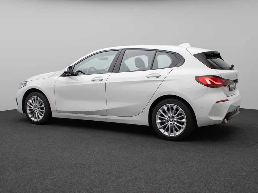 BMW 118 i SportLine Kamera DAB Lenkrhzg Komfort Alarm 03/2023-photo-9