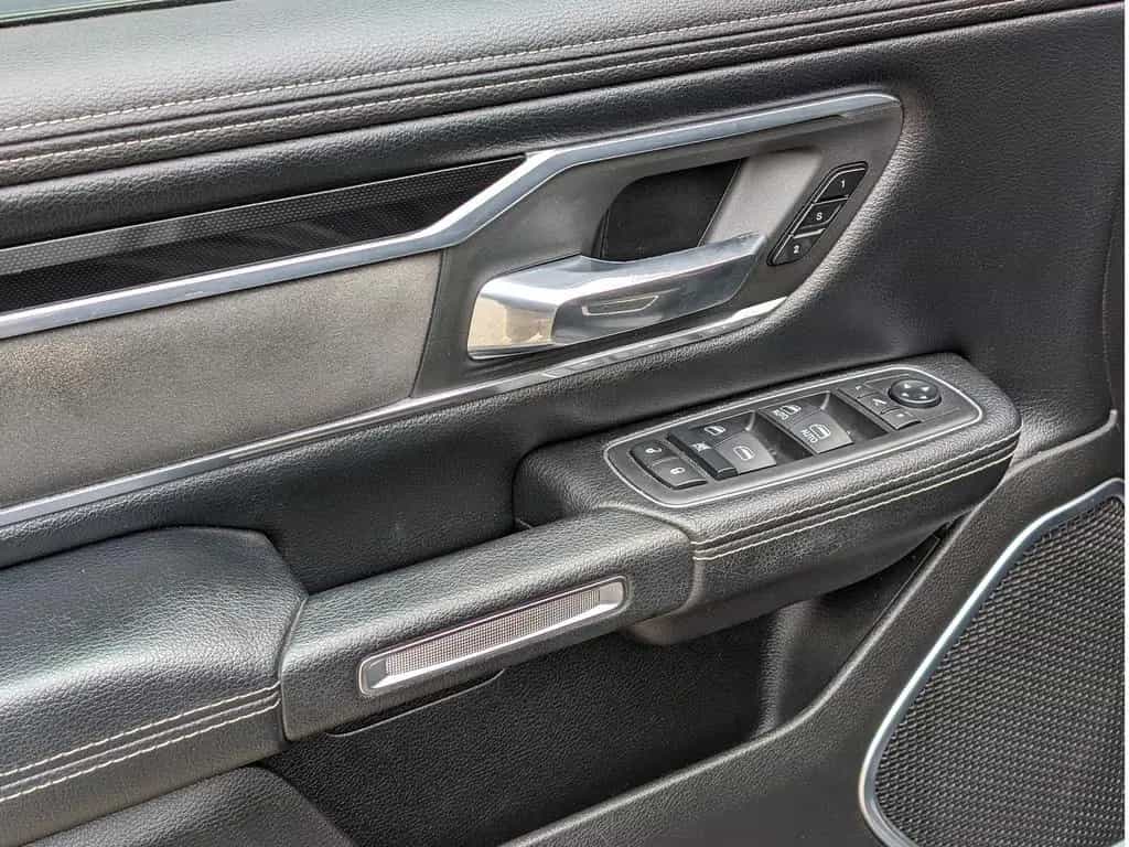 Dodge RAM 1500 5.7 4x4 Laramie Memory AHK LED PDC 08/2019-photo-19