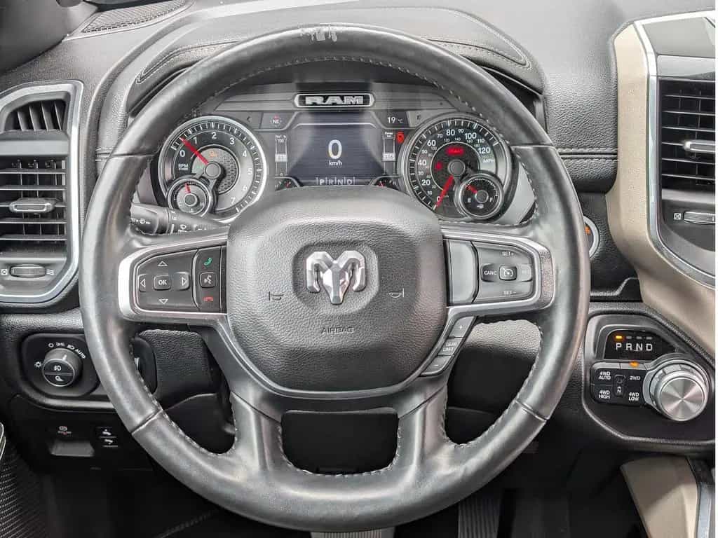 Dodge RAM 1500 5.7 4x4 Laramie Memory AHK LED PDC 08/2019-photo-25