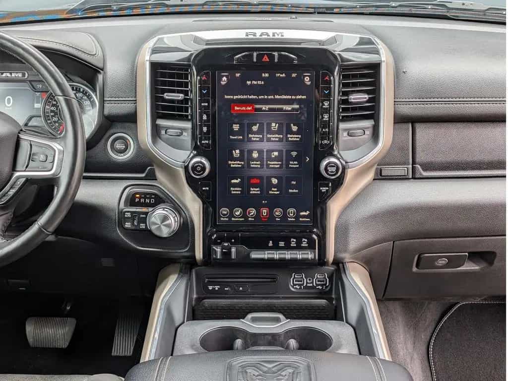 Dodge RAM 1500 5.7 4x4 Laramie Memory AHK LED PDC 08/2019-photo-27