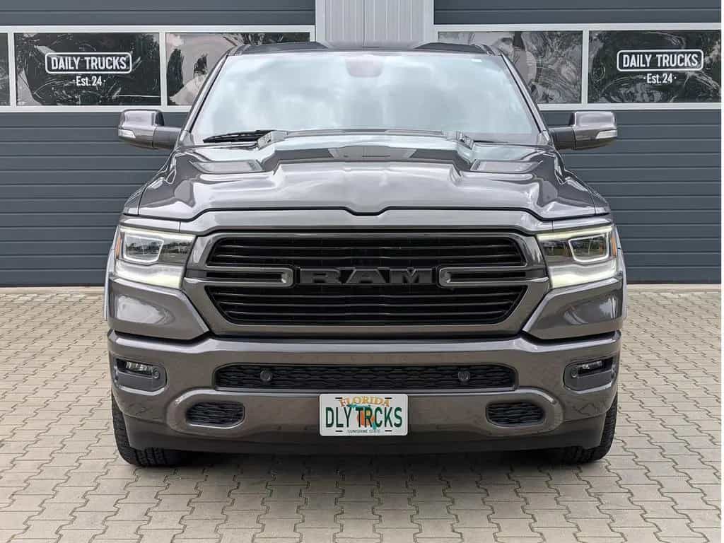 Dodge RAM 1500 5.7 4x4 Laramie Memory AHK LED PDC 08/2019-photo-3