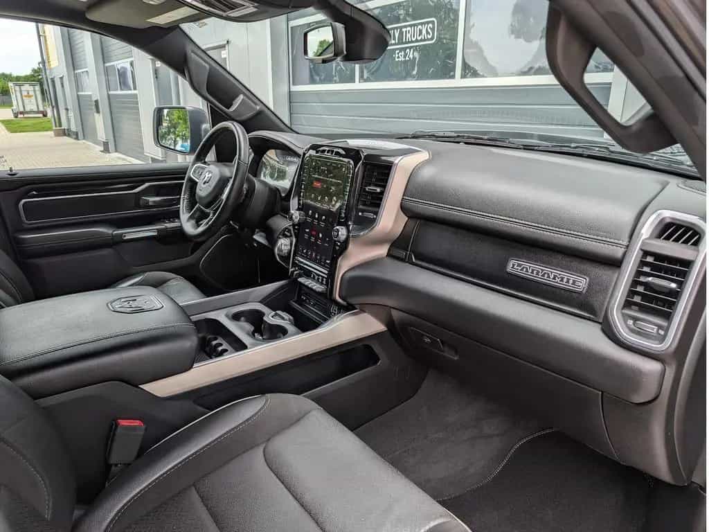 Dodge RAM 1500 5.7 4x4 Laramie Memory AHK LED PDC 08/2019-photo-34