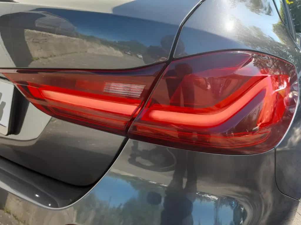 BMW 118 d  NAVI/APP~SHZ~2xPDC~LED~RFK~ALU19"~1A Zusta 07/2020-photo-12