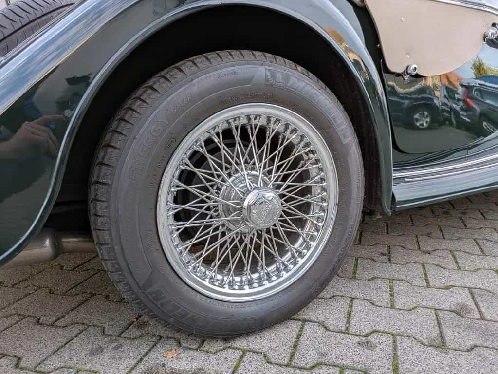 Morgan Plus 8 10/2001-photo-12
