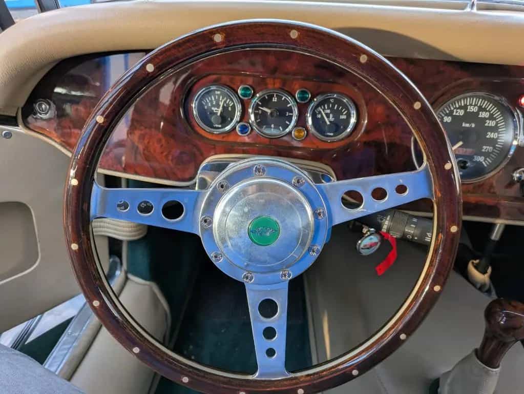 Morgan Plus 8 10/2001-photo-8