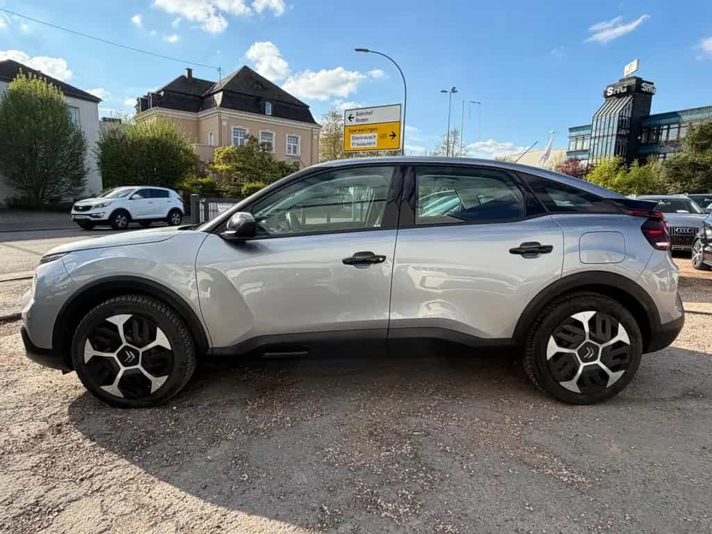 Citroën C4 Lim. Feel 02/2022-photo-2