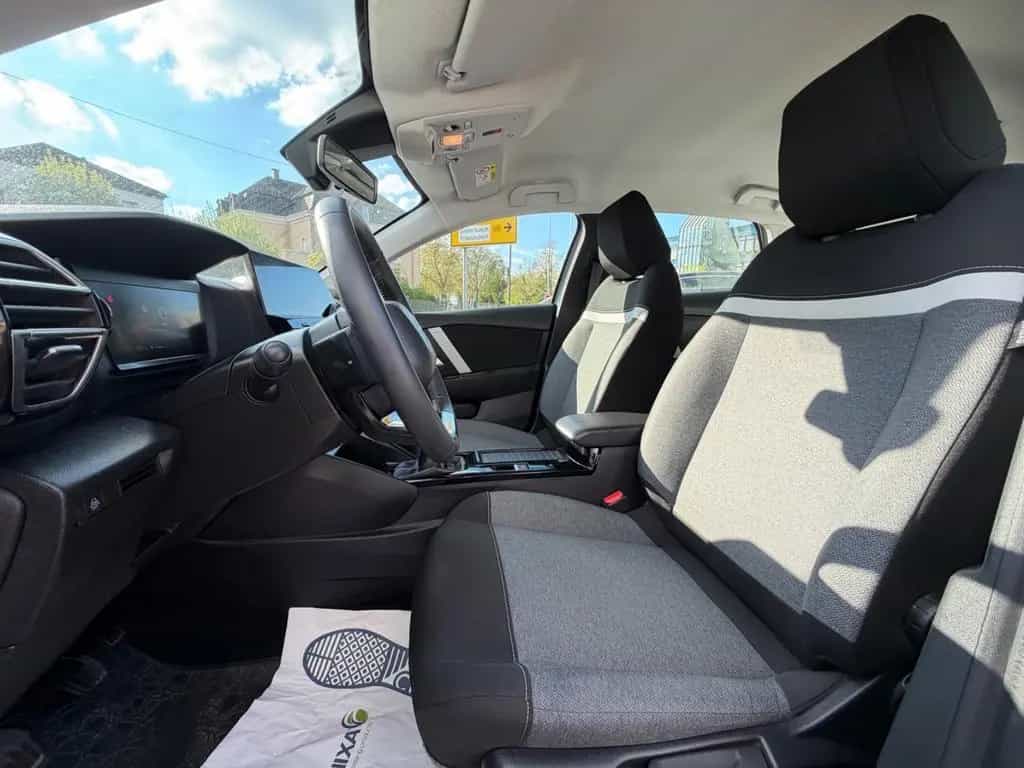 Citroën C4 Lim. Feel 02/2022-photo-9