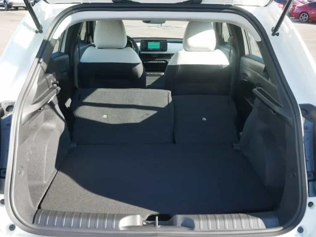 Fiat 600 HYBRID ICON 1.2 110 PS DCT6 KOMFORT NAVI KAM 05/2026-photo-14