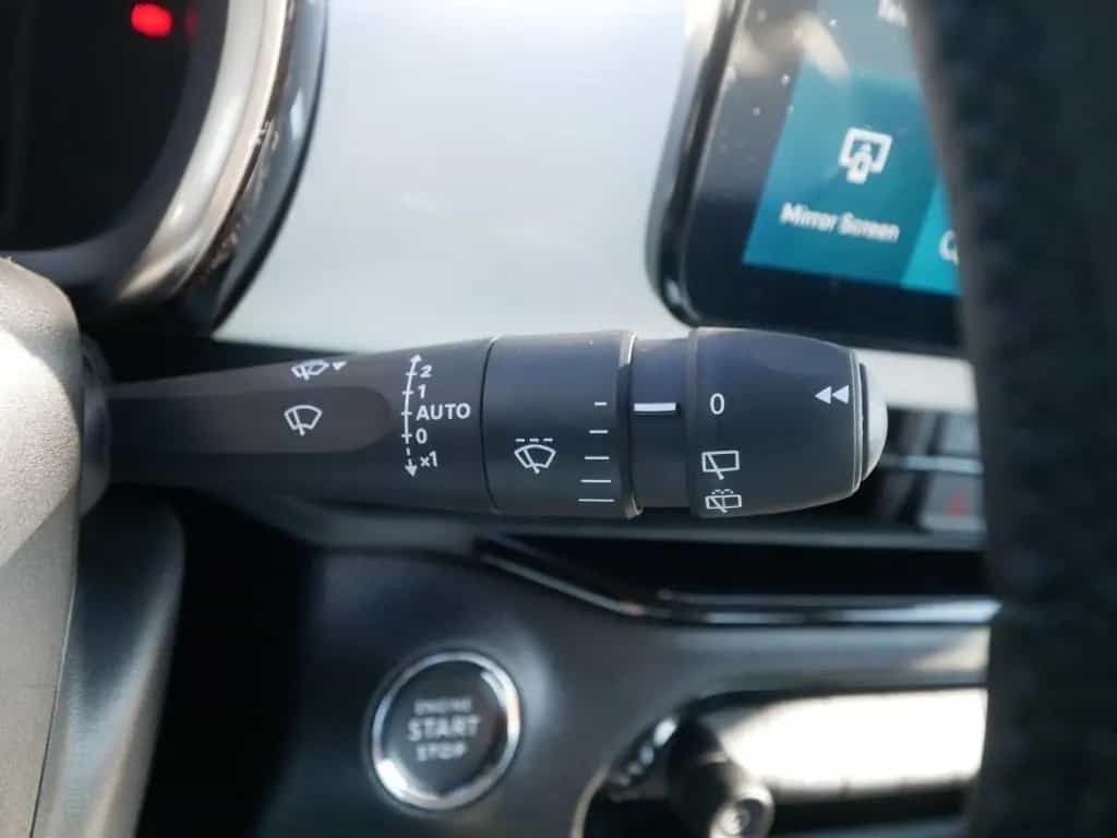 Fiat 600 HYBRID ICON 1.2 110 PS DCT6 KOMFORT NAVI KAM 05/2026-photo-27