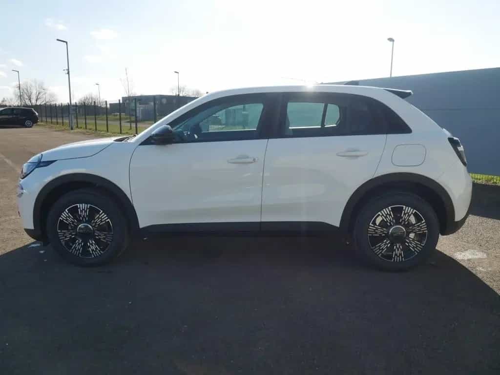 Fiat 600 HYBRID ICON 1.2 110 PS DCT6 KOMFORT NAVI KAM 05/2026-photo-5