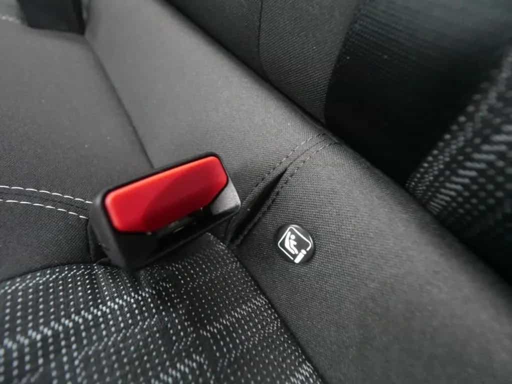 Fiat 600 HYBRID ICON 1.2 110 PS DCT6 KOMFORT NAVI KAM 05/2026-photo-13