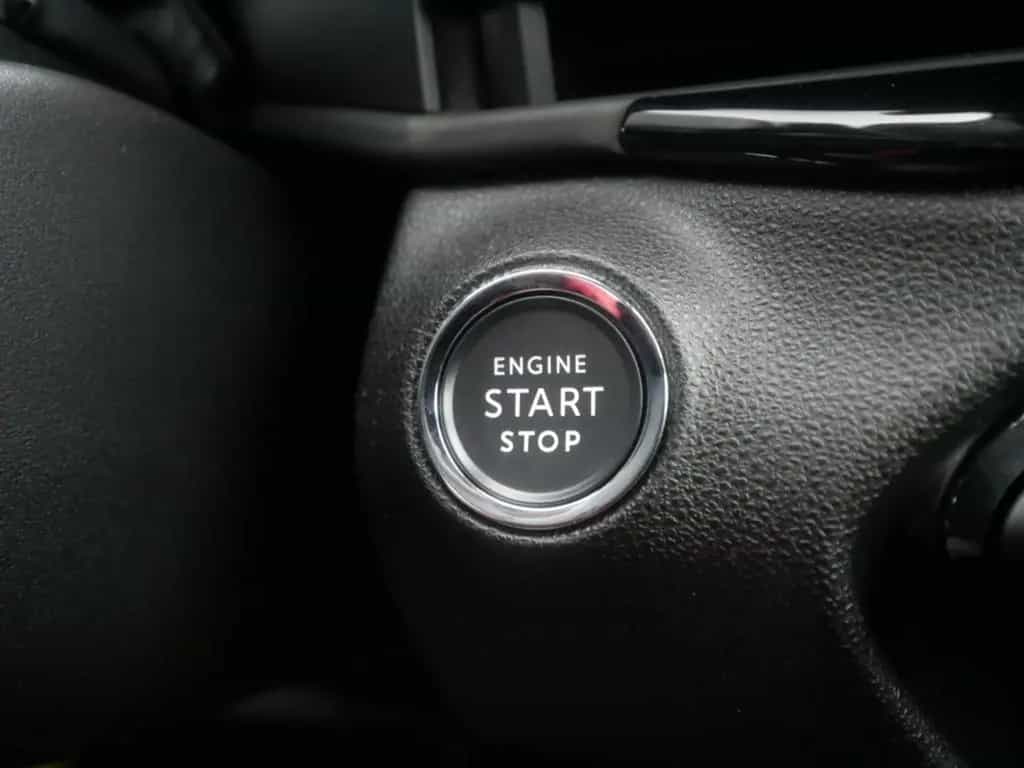 Fiat 600 HYBRID ICON 1.2 110 PS DCT6 KOMFORT NAVI KAM 05/2026-photo-25