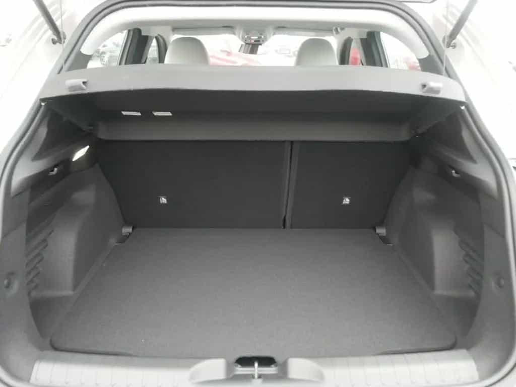 Fiat 600 HYBRID ICON 1.2 110 PS DCT6 KOMFORT NAVI KAM 05/2026-photo-35