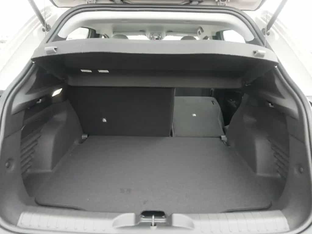 Fiat 600 HYBRID ICON 1.2 110 PS DCT6 KOMFORT NAVI KAM 05/2026-photo-36