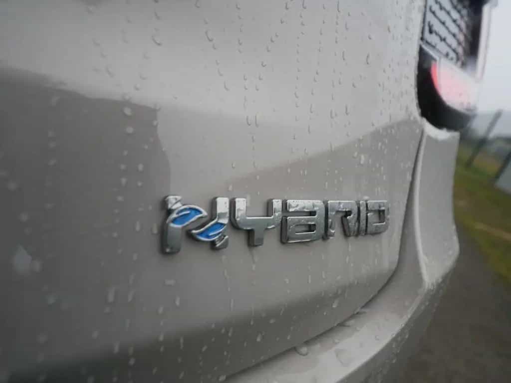 Fiat 600 HYBRID ICON 1.2 110 PS DCT6 KOMFORT NAVI KAM 05/2026-photo-38