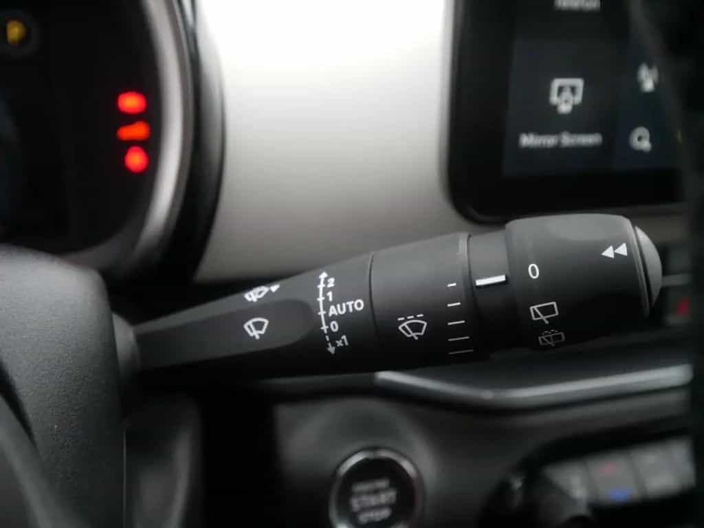 Fiat 600 HYBRID LA PRIMA 1.2 110 PS DCT6 LED NAVI KAM 05/2026-photo-25