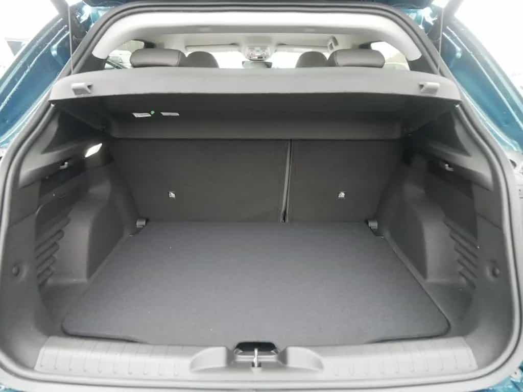 Fiat 600 HYBRID LA PRIMA 1.2 110 PS DCT6 LED NAVI KAM 05/2026-photo-36