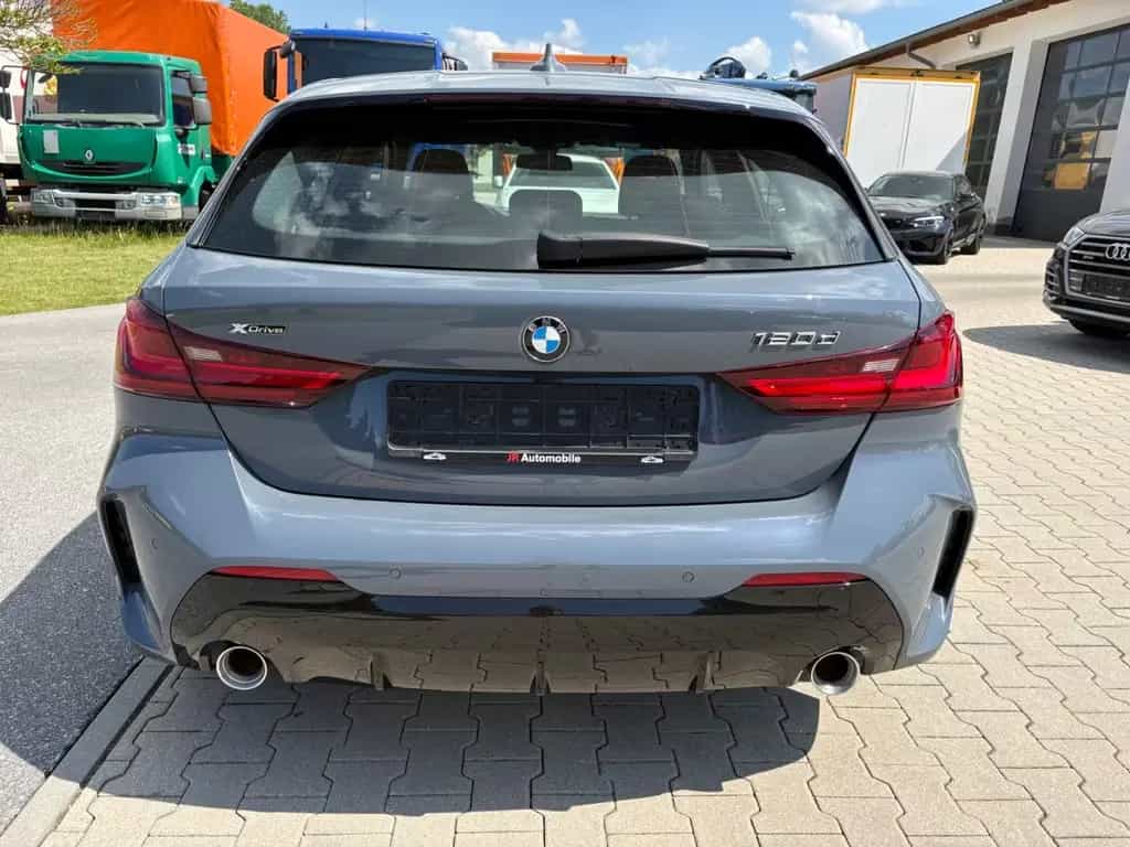 BMW 120 d xDrive Limousine M Sport Aut. LED DAB 10/2020-photo-11