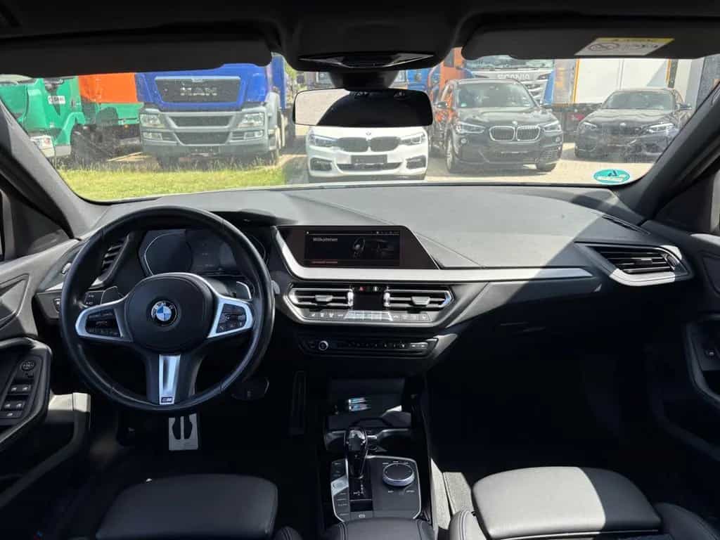 BMW 120 d xDrive Limousine M Sport Aut. LED DAB 10/2020-photo-25
