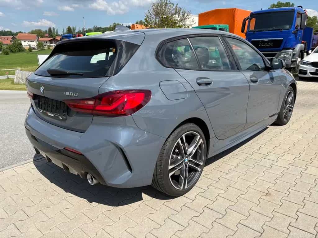 BMW 120 d xDrive Limousine M Sport Aut. LED DAB 10/2020-photo-9