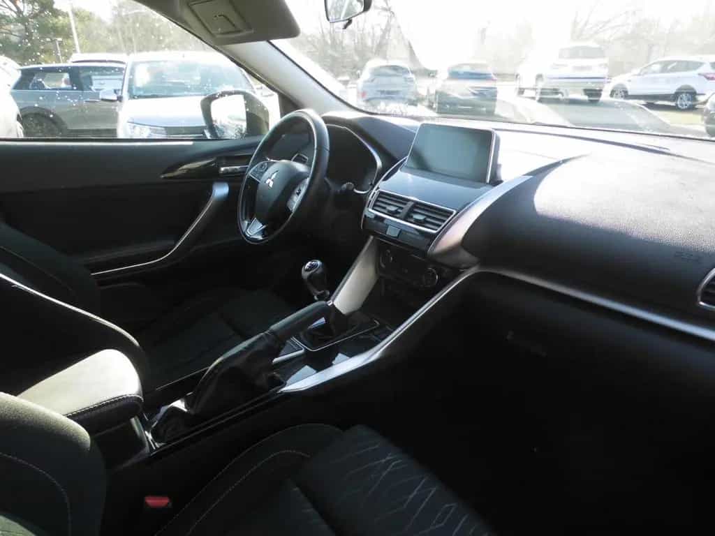 Mitsubishi Eclipse Cross /NAVI(SMARTLINK)/360°/LED/AHK/4xSH/ 11/2018-photo-12