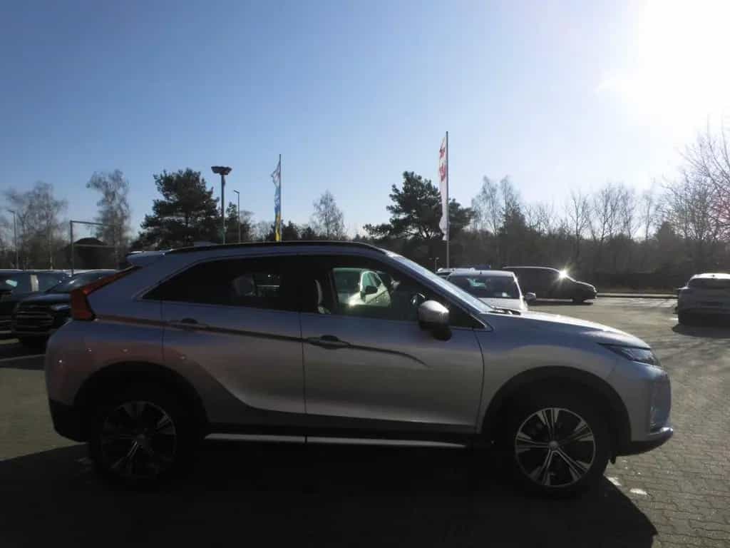 Mitsubishi Eclipse Cross /NAVI(SMARTLINK)/360°/LED/AHK/4xSH/ 11/2018-photo-3